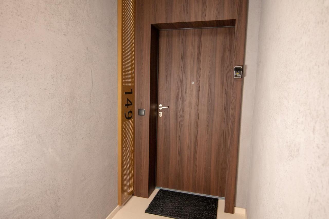 El Apartments - Aries بوزنان المظهر الخارجي الصورة