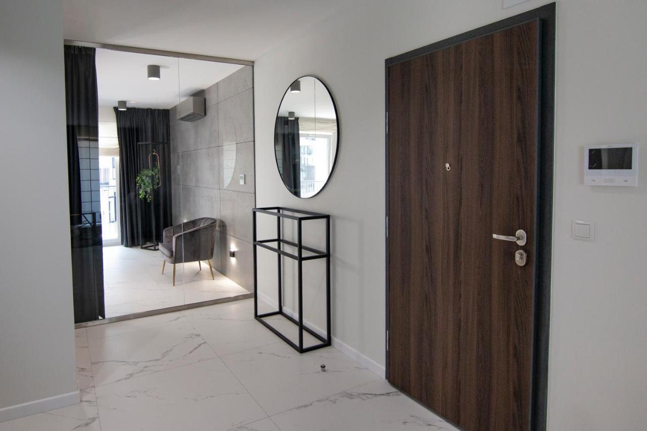El Apartments - Aries بوزنان المظهر الخارجي الصورة